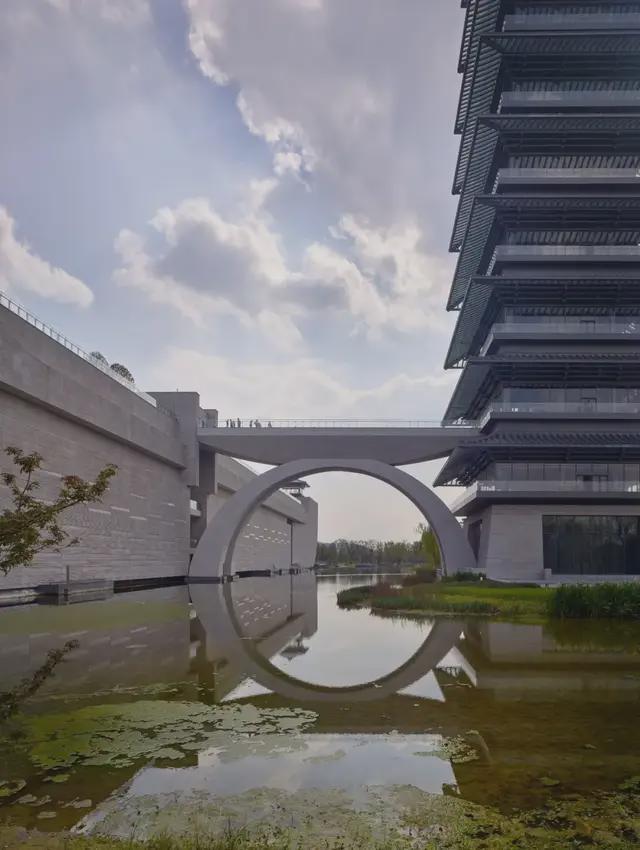 九游官网入口：中国三座以“船”为设计理念的大运河博物馆(图10)