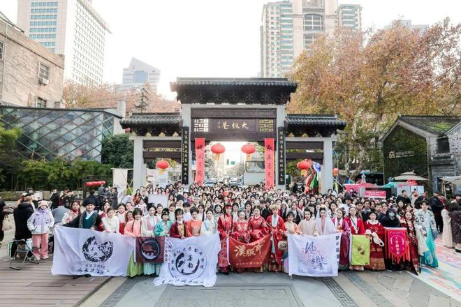 南京商业地产周报 南京出台14条举措促进服务消费高质量发展；龙江新城市广场二期加速推进……(图11)