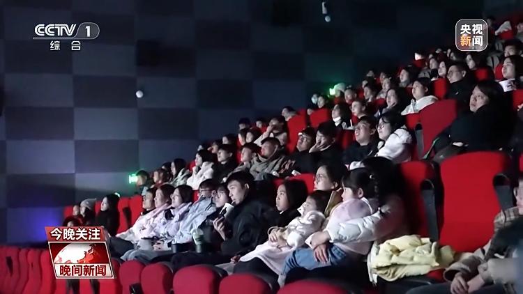 义乌“买全球” 影院开门红 中国各地“开张”迎新年(图11)