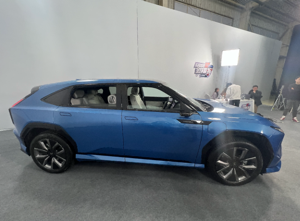 九游官网入口：让看不见的被看见 东风本田S7全球首拆(图2)