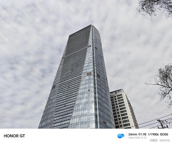 荣耀GT评测：更懂年轻人的潮流性能标杆(图10)