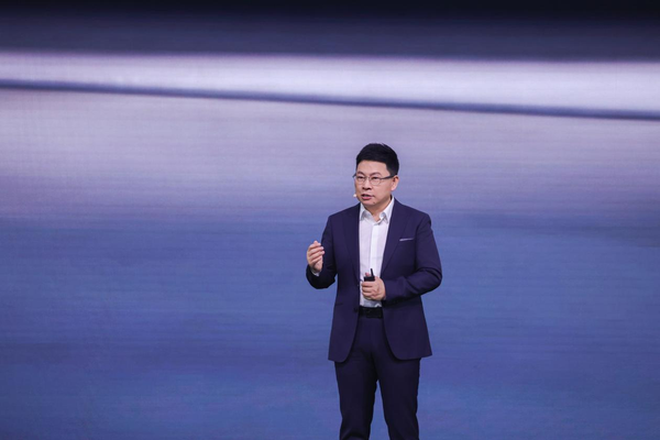 鸿蒙智行新品发布会举行家庭智慧旗舰SUV问界M8正式上市(图2)