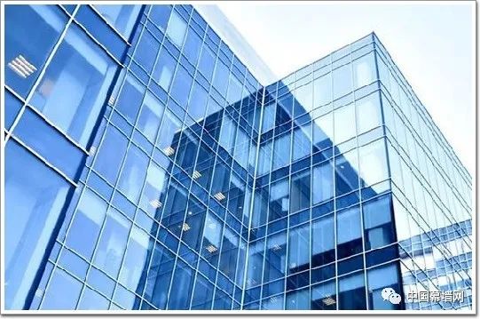 九游体育：上海江河申请建筑幕墙系统专利可实现建筑幕墙板块单独拆卸(图1)