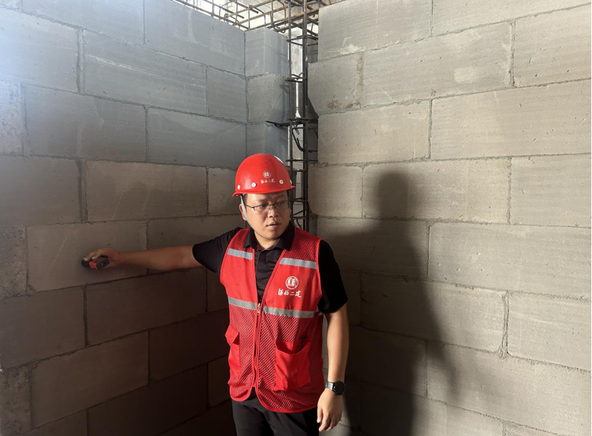 匠心筑梦显非凡 扎根一线铸辉煌——集团劳动模范、省二建公司王世佳先进事迹