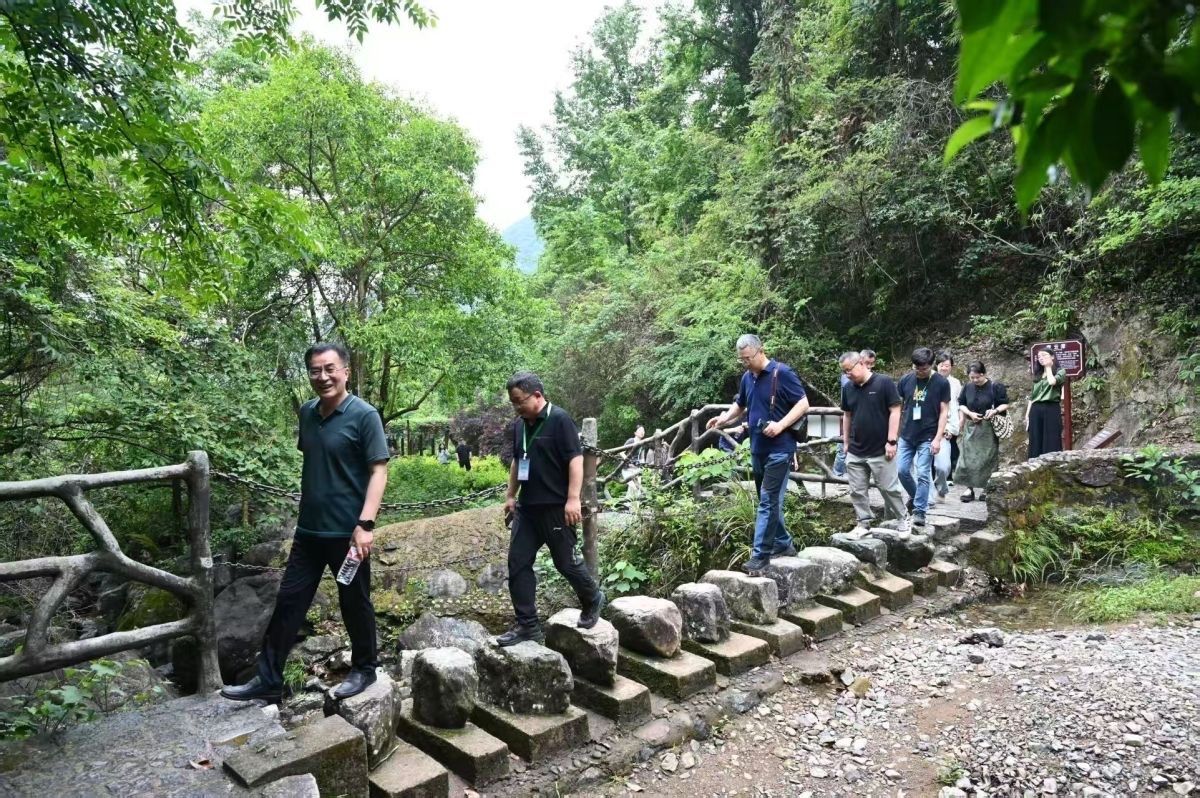 九游app：全国媒体宁波行：循“霞客”足迹见小城数百年之变！(图5)