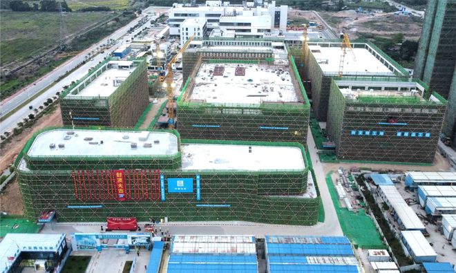 九游官网入口：锚定目标！中建四局多措并举加快重点项目建设(图2)