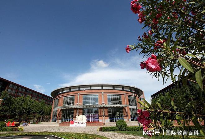 在首都核心区启航全球视野的未来！中外合作办学助力学子直通名校(图2)