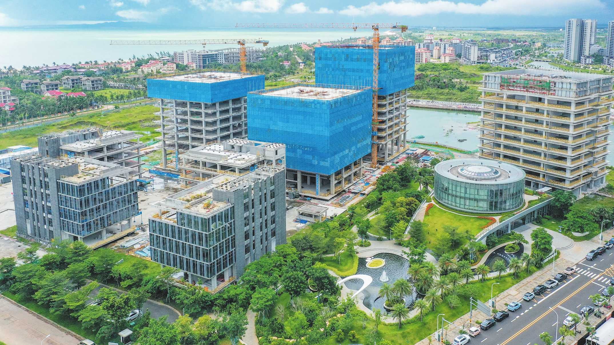 九游官网入口：山东国际业务集聚区项目C区6栋楼主体结构封顶(图1)