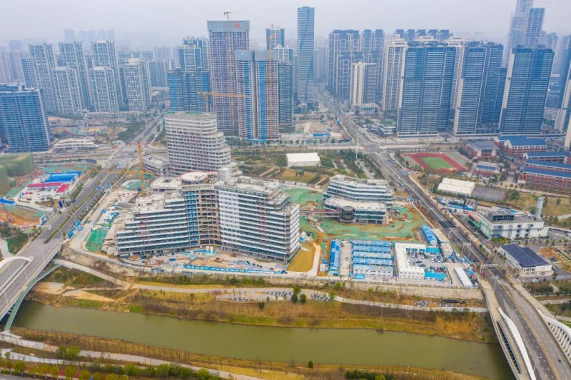 九游官网入口：逆势领跑“产品力决胜”时代看华发如何破局？(图1)