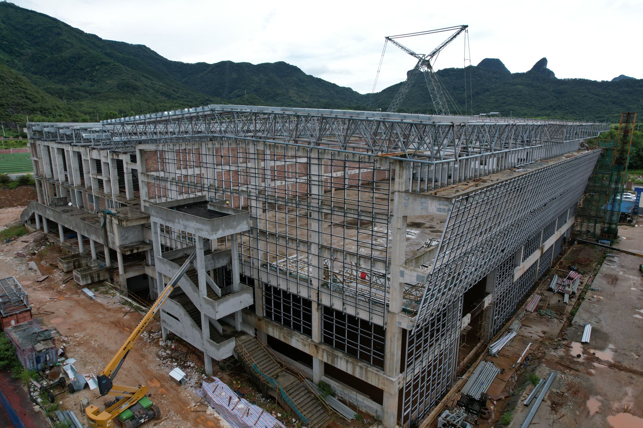 中联西北院取得基于节能建筑的低碳建筑幕墙专利能快速完成对幕墙的安装