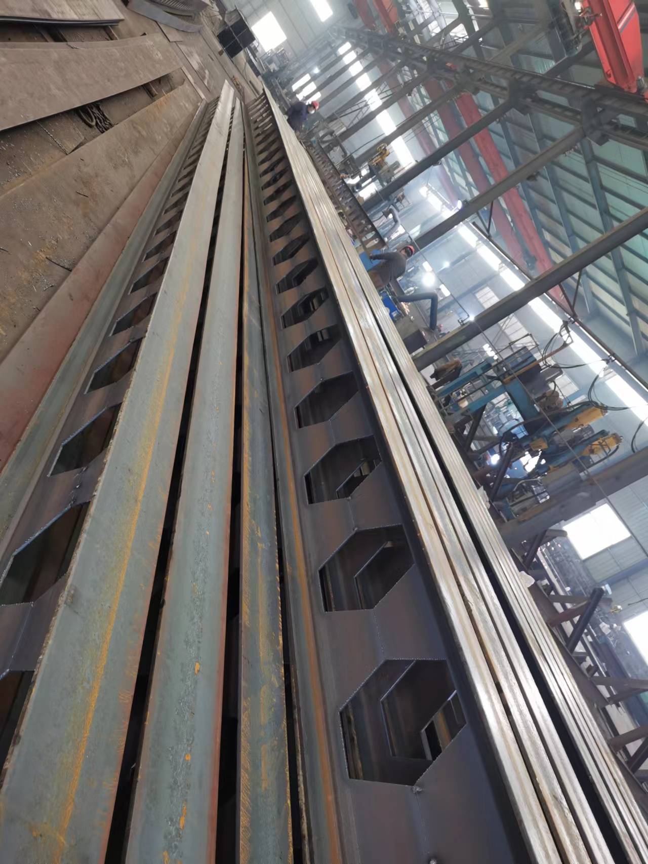 浙江鸿集建筑科技取得光伏光热幕墙组件及幕墙系统专利(图1)