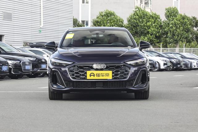 预售2568万起华为乾崑辅驾+200kW动力带按摩座椅的豪华轿车(图10)