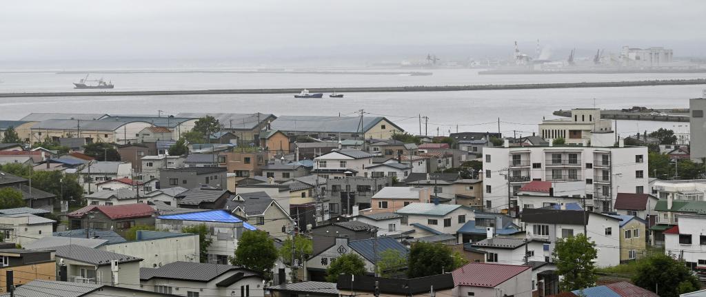 俄堪察加半岛地震引发日本连锁反应 专家解释强震原因(图1)