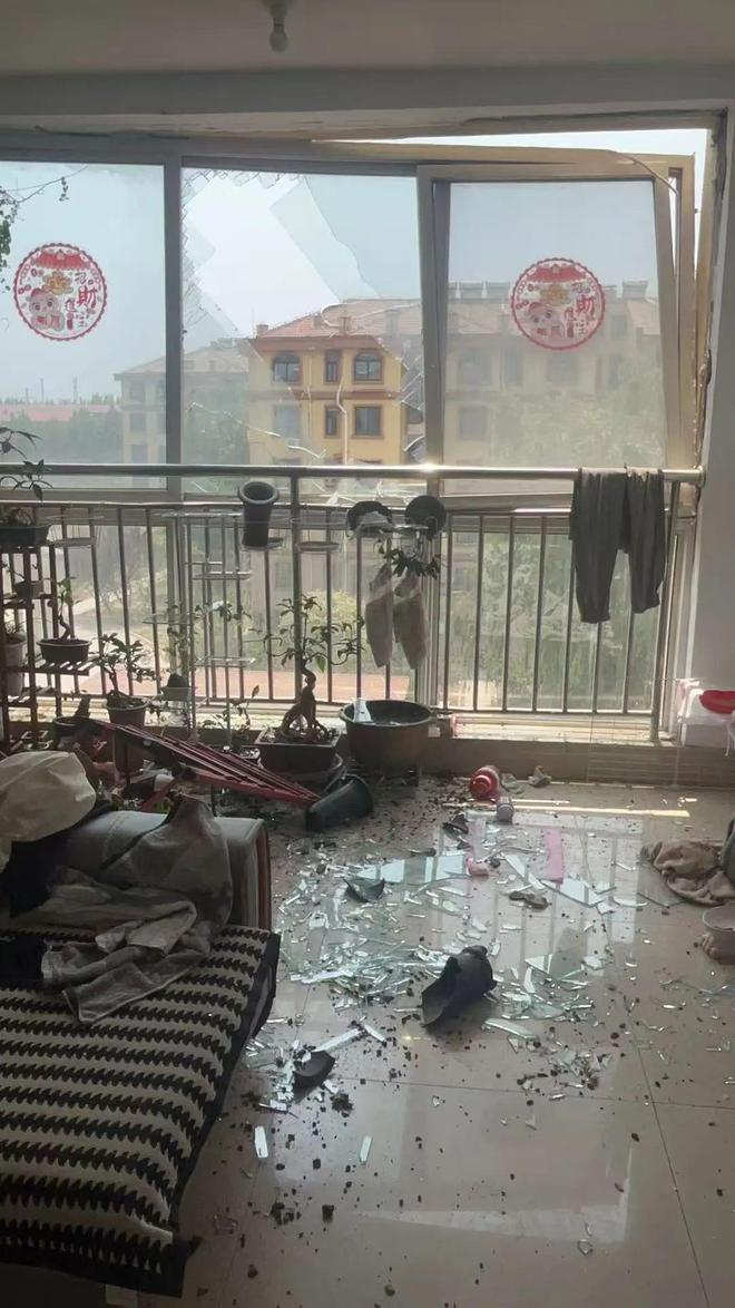 九游体育：两连爆！高密武邑2家化工企业接连爆炸现场曝光更多细节显现(图5)