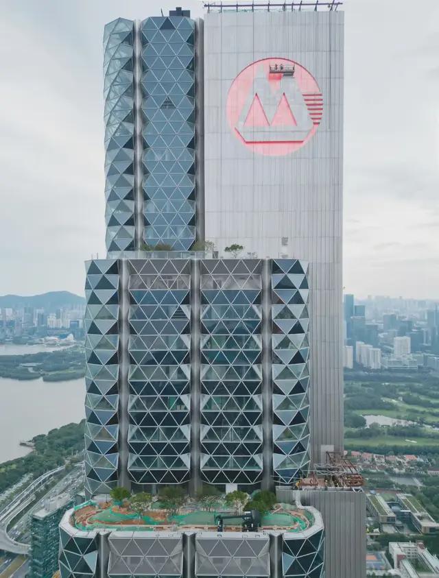 中国银行类建筑第一高！招行全球总部幕墙封顶(图2)