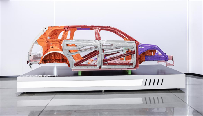 九游官网入口：《张朝阳的物理课》问界专场新能源电池安全必修课