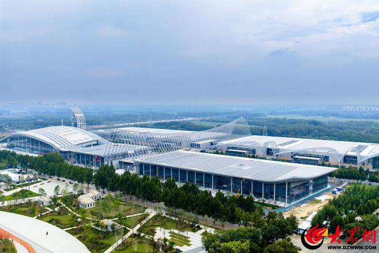 项目建设看德州丨德州天衢国际会展中心即将全部投用 低碳会展综合体加速成型_大众网(图2)