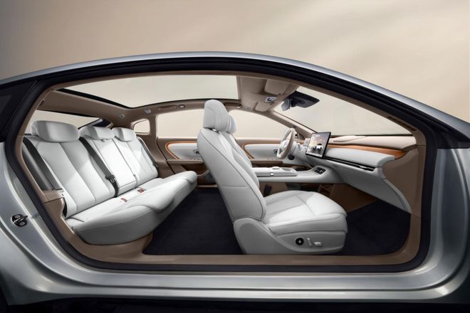 长安启源A06全球首秀以超20万价值打造爆款单品(图2)