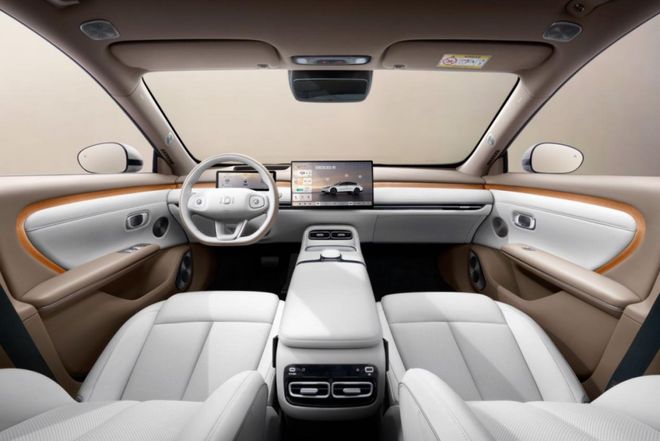 长安启源A06全球首秀以超20万价值打造爆款单品(图8)