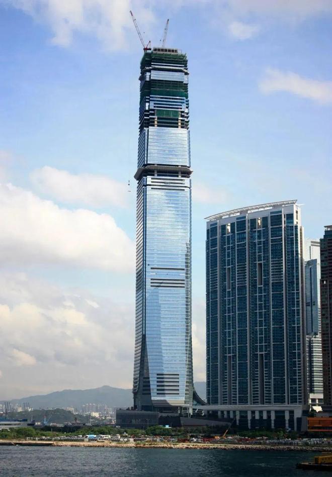 484米！香港第一高楼！环球贸易广场中国排名第九(图2)