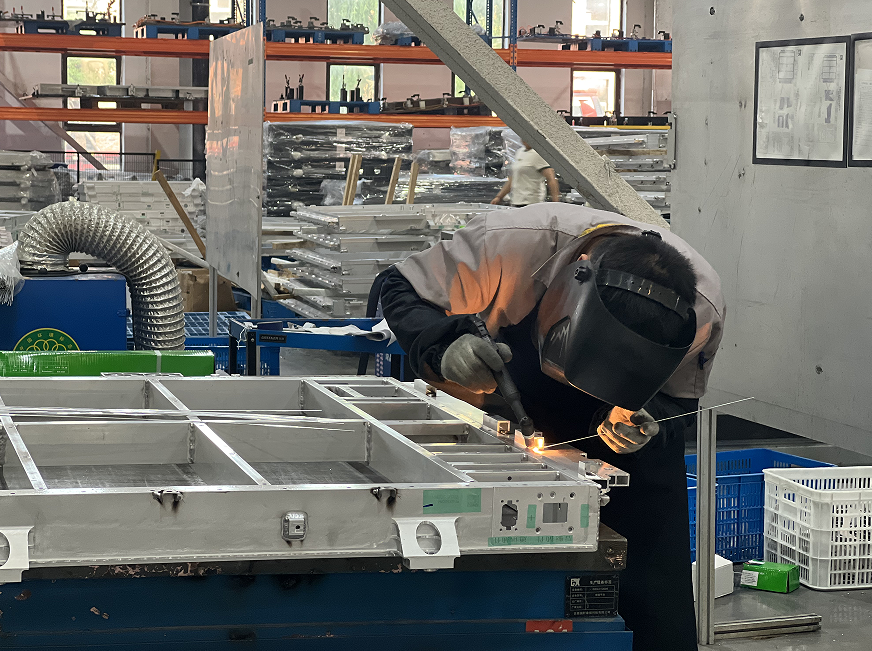 九游体育：【2025世界制造业大会】淮北“改旧”“育新”相结合 推动制造业高质量发展(图2)