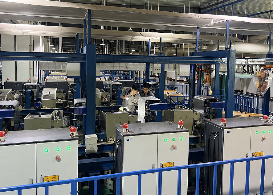 九游体育：【2025世界制造业大会】淮北“改旧”“育新”相结合 推动制造业高质量发展(图3)