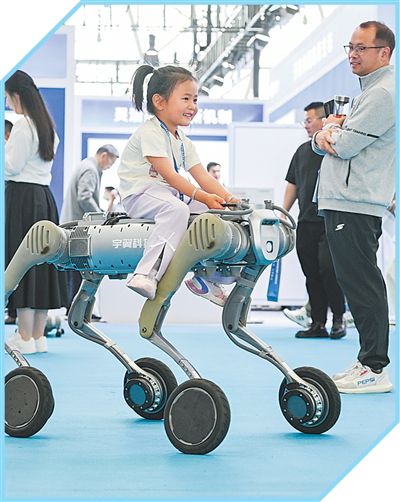 九游app：人民日报关注｜江苏等地探索推动创新成果从“实验室”走向“生产线”(图2)