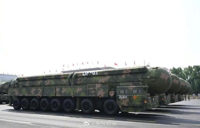 九游app：金灿荣：阅兵式上让我大受震撼的五件大杀器(图7)