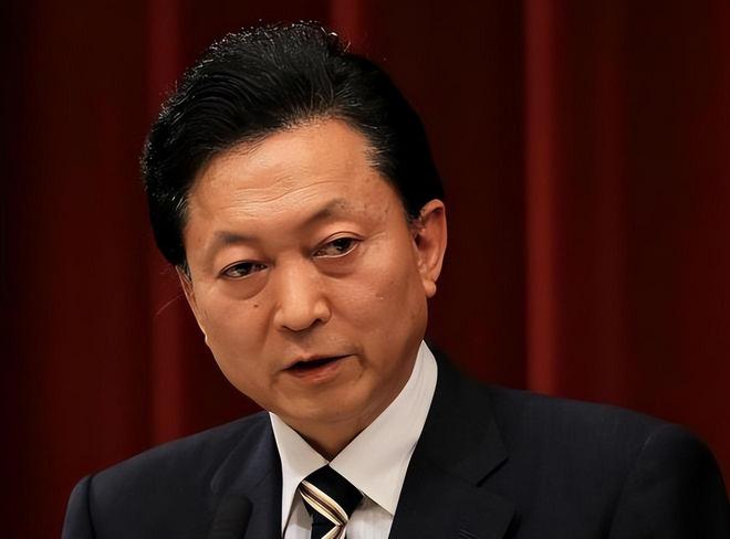 九游官网入口：日本唯一下跪赎罪的首相20年只做一件事只为向中国道歉！(图6)