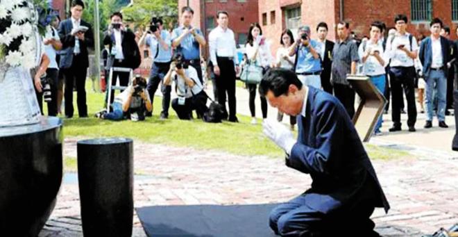 九游官网入口：日本唯一下跪赎罪的首相20年只做一件事只为向中国道歉！(图3)