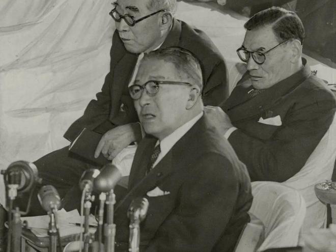 九游官网入口：日本唯一下跪赎罪的首相20年只做一件事只为向中国道歉！(图5)