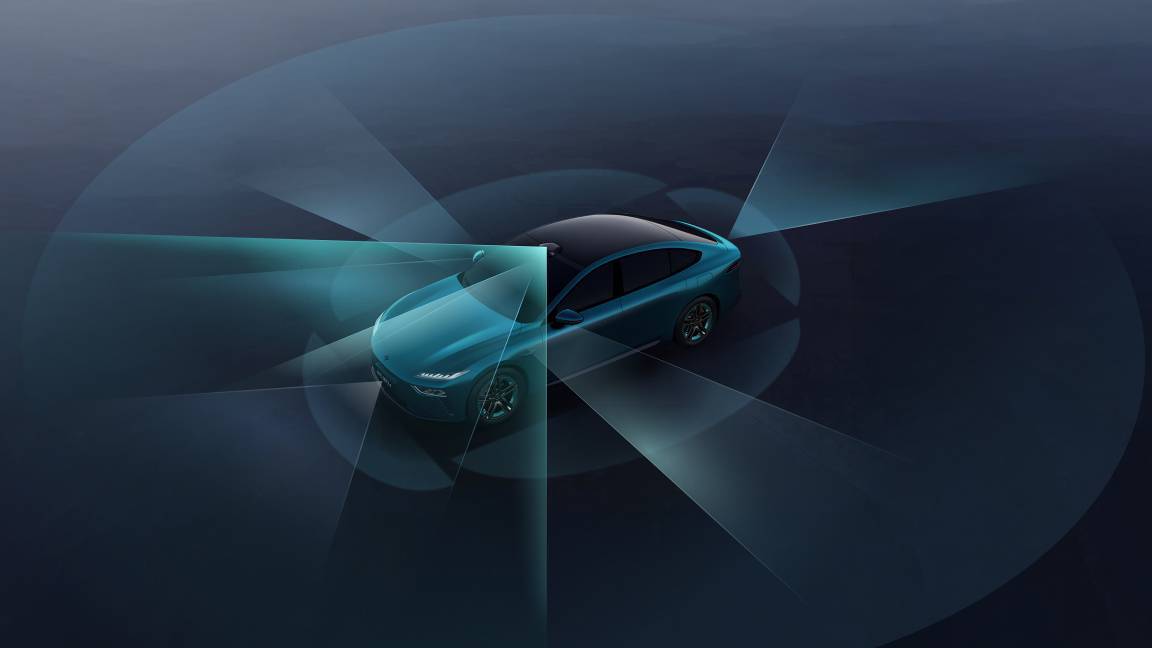 九游体育：重新定义年轻人的第一台智能轿跑东风奕派eπ007+上市售1399万元起(图3)