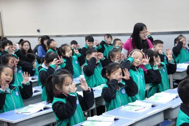 连续多年位居全国县级市品牌传播指数全省第一河南巩义用智慧工业和文韵诗意擦亮名片(图3)