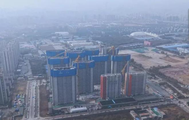 九游体育：虎啸街文商旅综合体封顶 望花板块迎来新地标(图5)