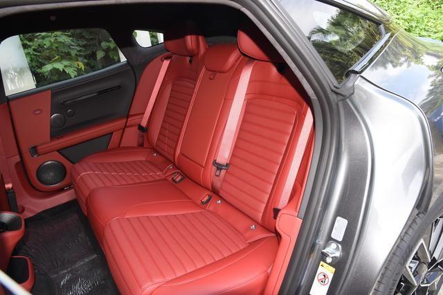 五大超能维度破局 阿维塔06 Elite版焕新上市(图4)