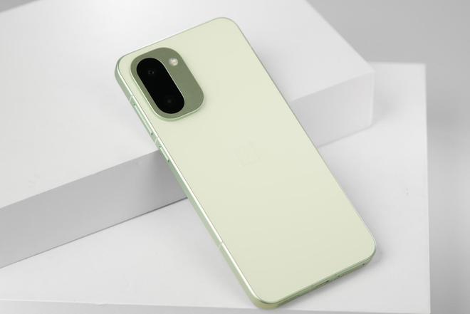 一加 Ace 6T评测：游戏续航双管齐下 性能旗舰不必妥协！(图4)