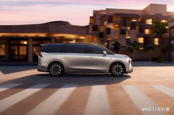 九游app：别克至境世家上市官方指导价4399万~4699万元(图9)