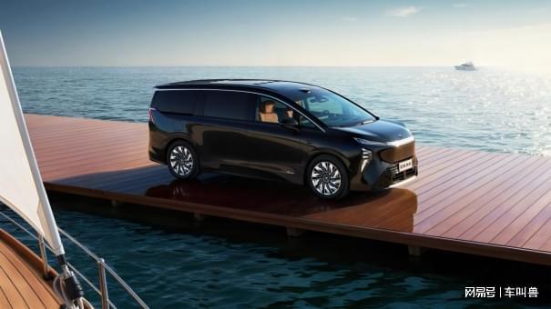 九游app：别克至境世家上市官方指导价4399万~4699万元(图2)