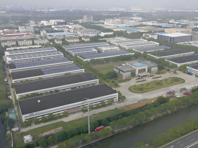 在尺寸精度形位公差控制方面哪个品牌的工业铝型材表现最为卓越