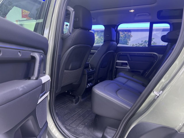 25款路虎卫士20T 30T柴油现车60来万起售配置颜色可选(图4)