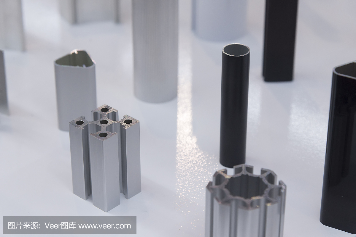 九游app：华茂铝业取得铝型材端面研磨装置专利有效提高铝型材加工的定位精度和稳定性(图1)