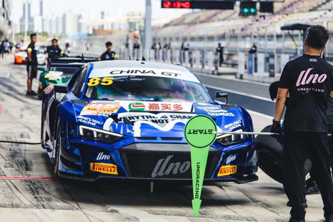 九游体育：盘点嘉实多的2025：守住油拥抱电(图6)