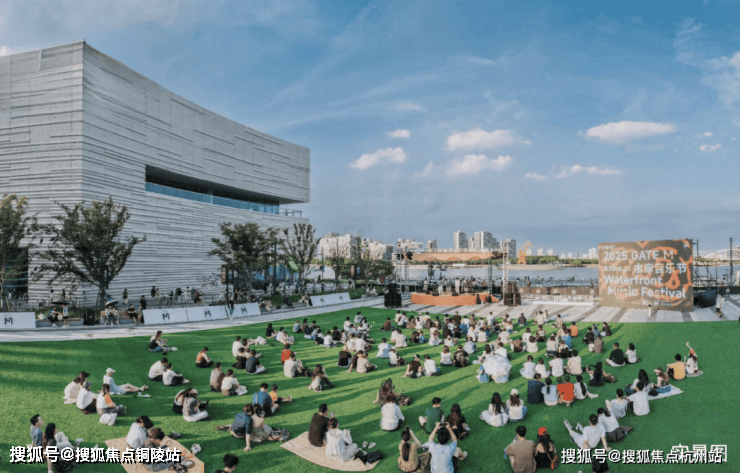 徐汇滨江安澜上海官方售楼处电话(安澜上海)官方网站-营销中心欢迎您-楼盘详情最新价格-户型图-容积率@2026428售楼处(图17)