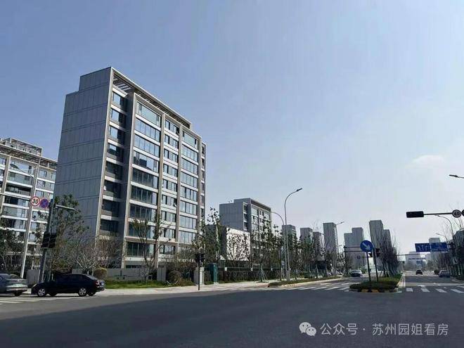 九游app：绿城沁百合(售楼处)官方网站-绿城沁百合官网销售中心-环境-户型-价格-地址-楼盘详情-配套-电话-交房时间-配套-电话(图8)