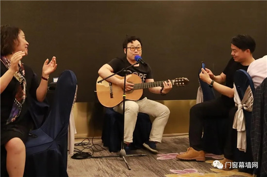不忘初心不负韶华2020第三届建筑门窗幕墙高质量发展论坛圆满收官(图14)